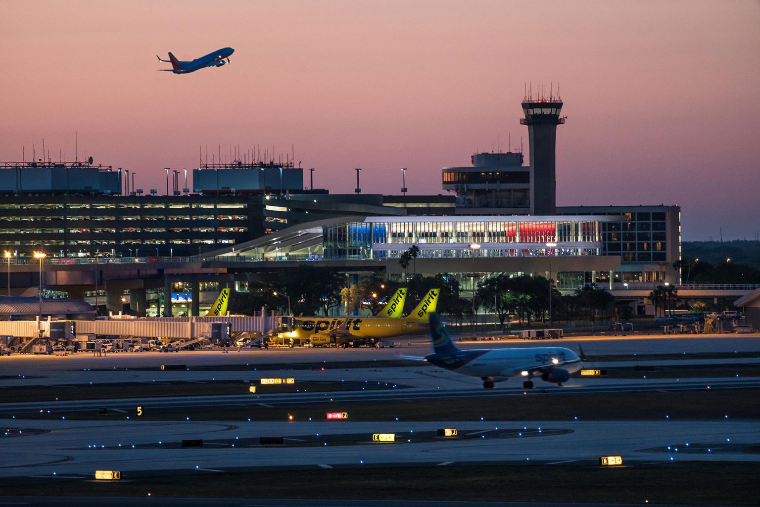 Tampa International Airport CONRAC / APM TLC Engineering Solutions