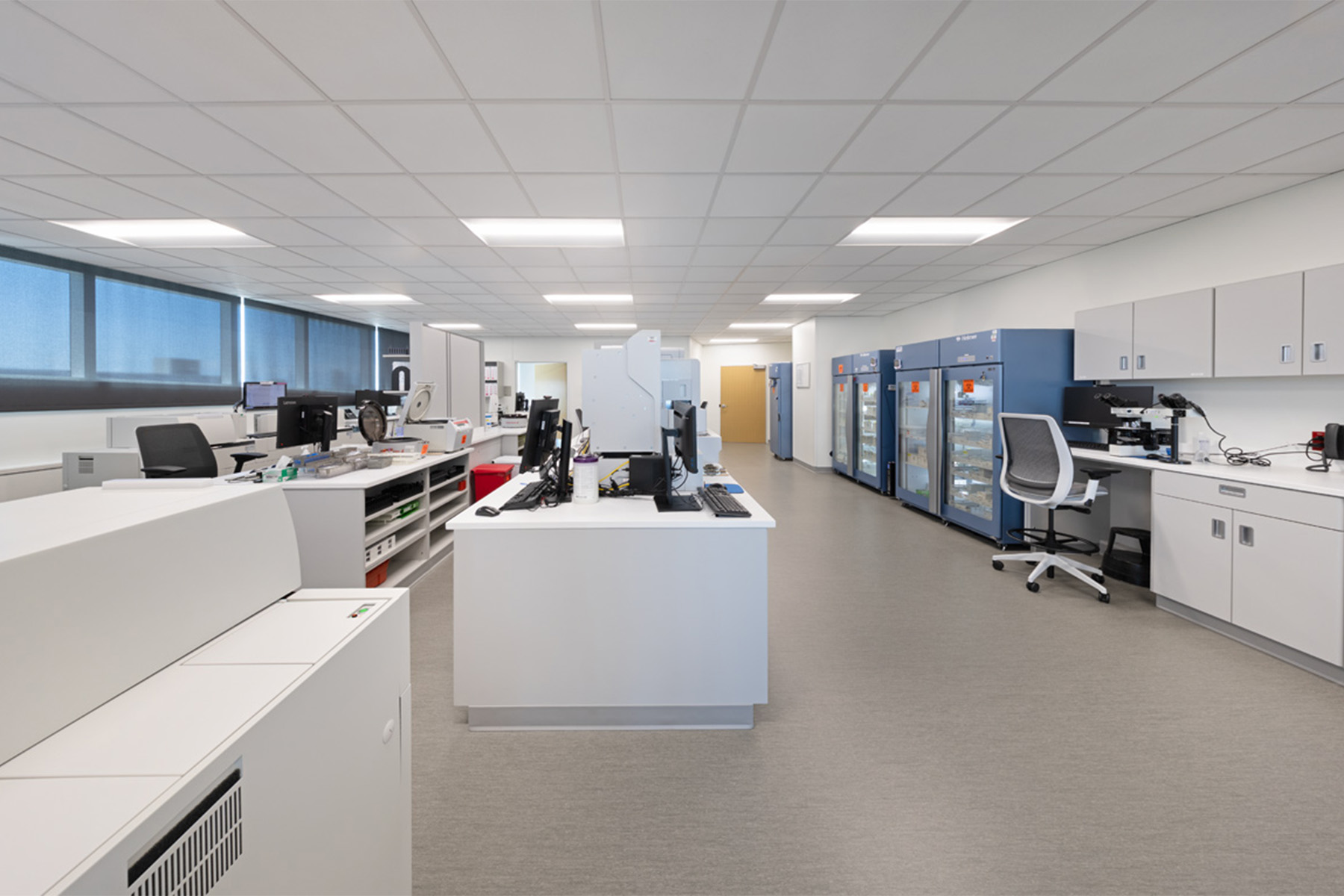 Cancer Center, Lab